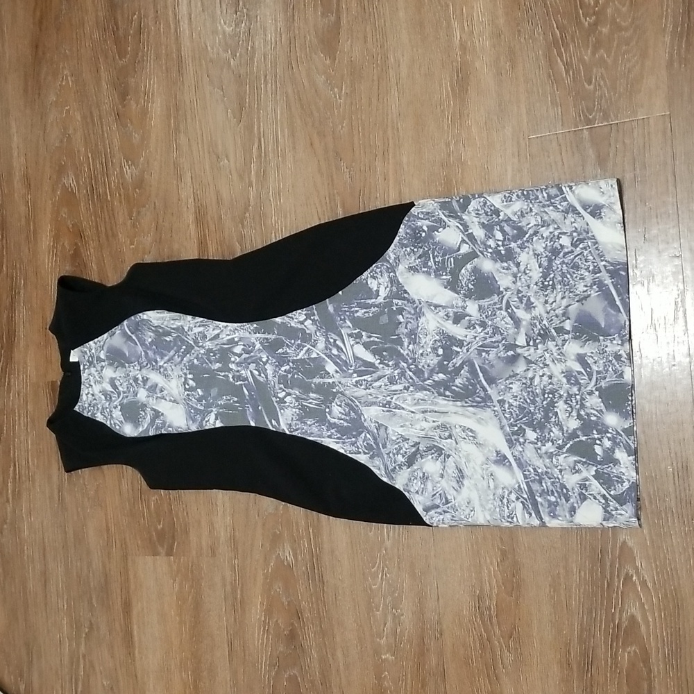 (2) Calvin Klein Sleevless Evening Classic Date Night Slim Art Deco Abstract Wow